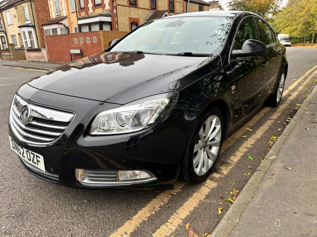 VAUXHALL INSIGNIA