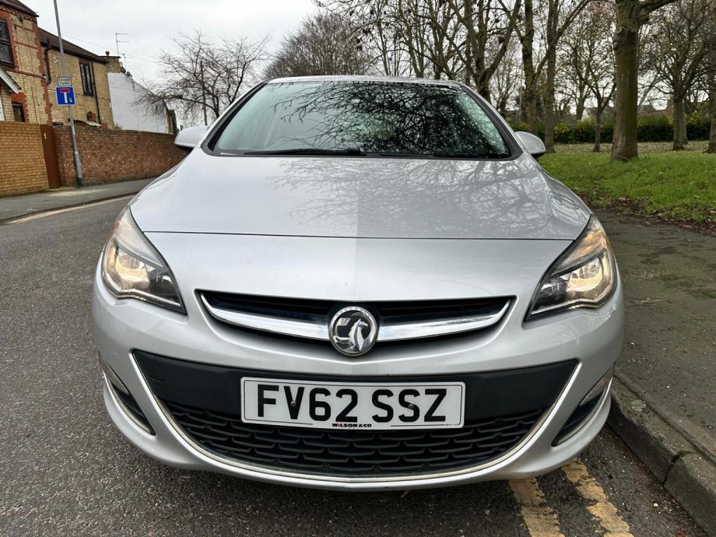 VAUXHALL ASTRA