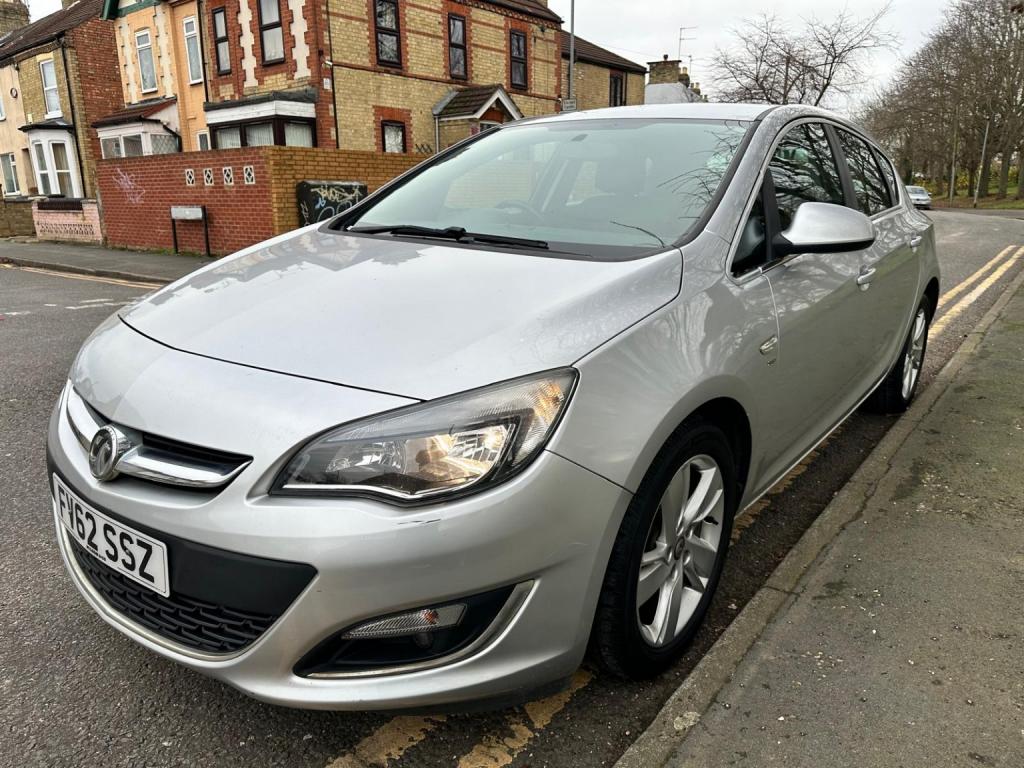 VAUXHALL ASTRA