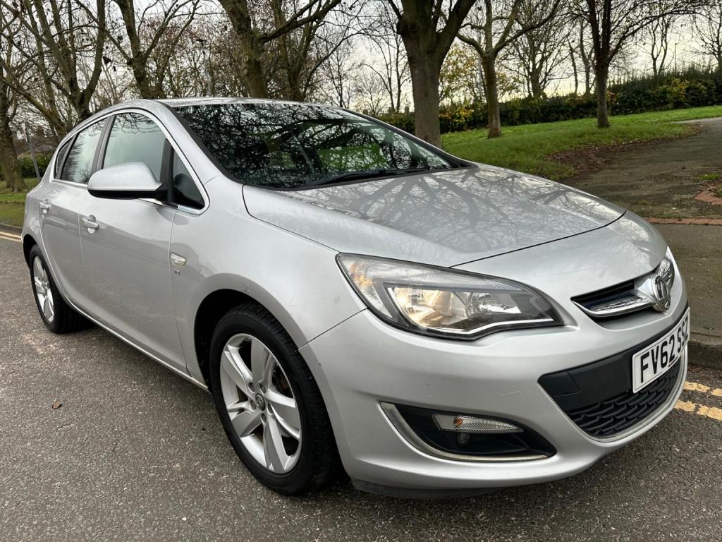 VAUXHALL ASTRA