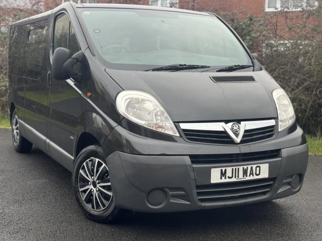 VAUXHALL VIVARO