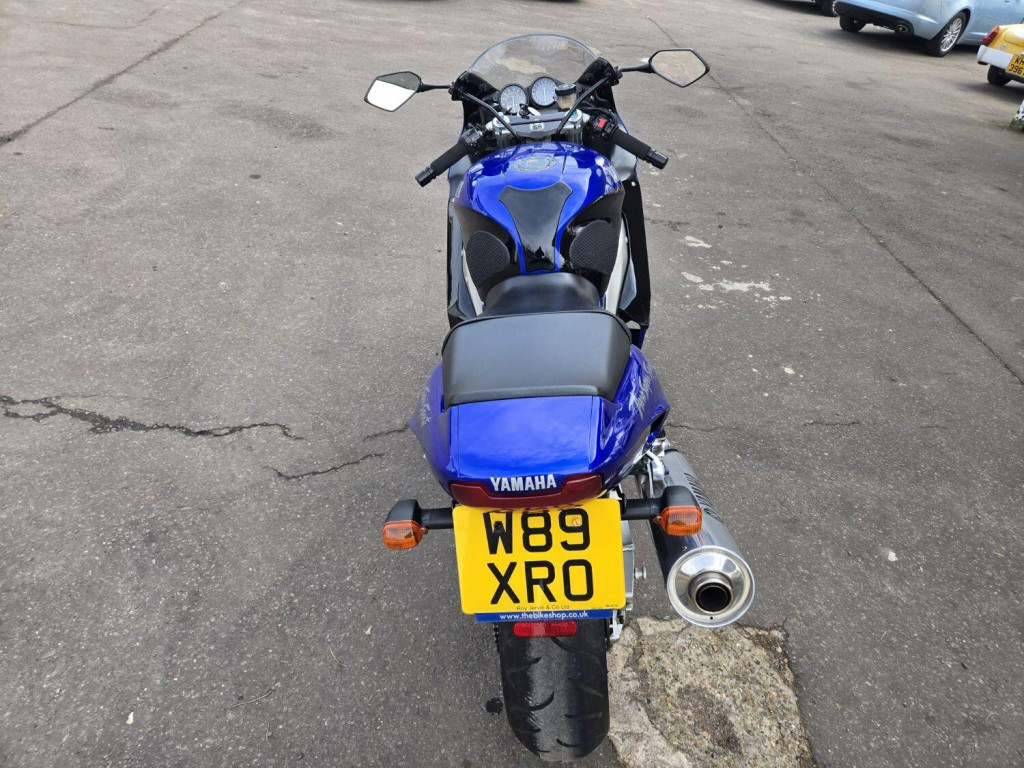 YAMAHA YZF1000R Thunderace