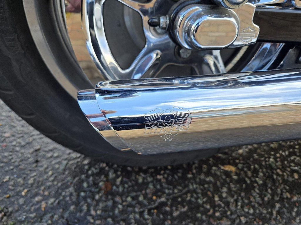 HARLEY-DAVIDSON Sportster