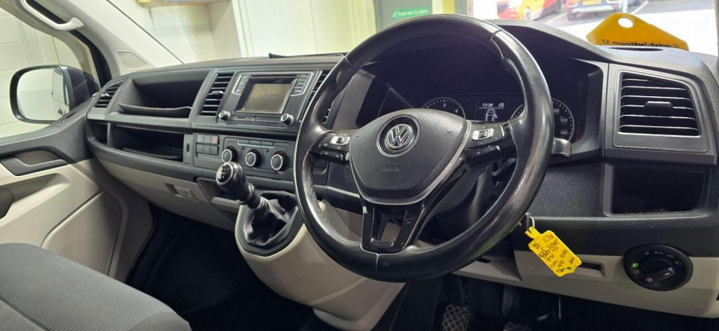 VOLKSWAGEN TRANSPORTER