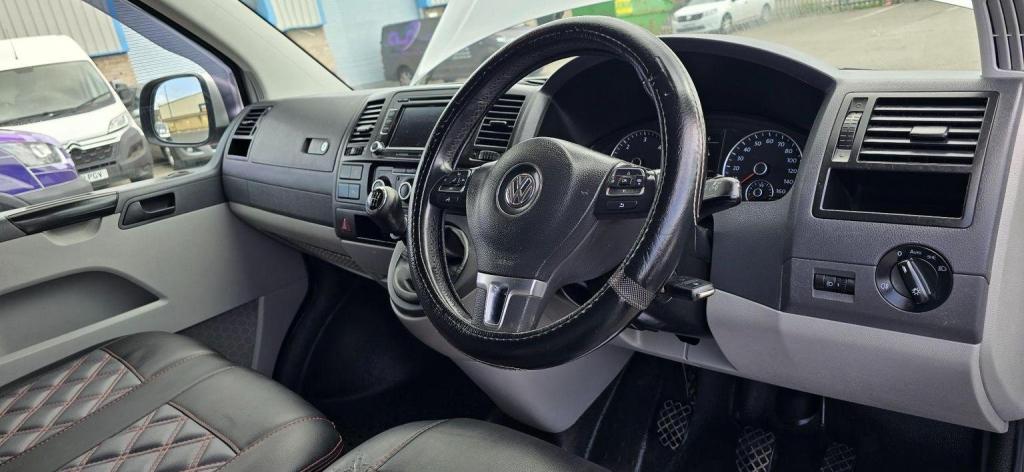 VOLKSWAGEN TRANSPORTER