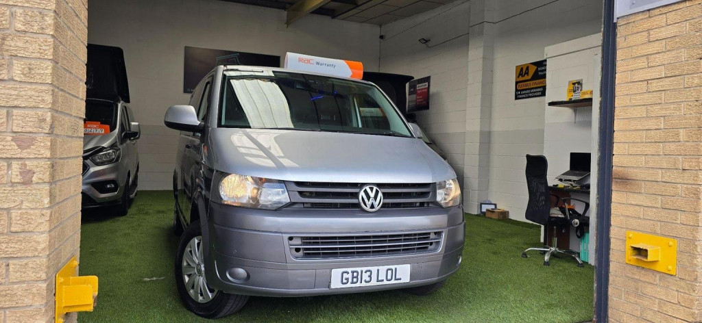 VOLKSWAGEN TRANSPORTER