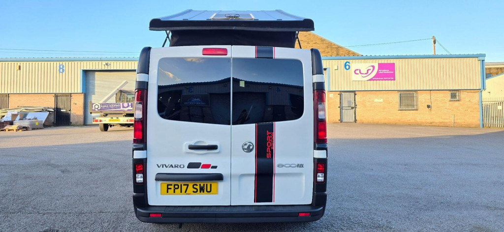 VAUXHALL VIVARO