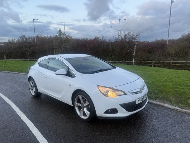 VAUXHALL ASTRA GTC 1.4 i Turbo SRi