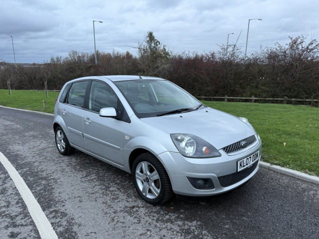 FORD FIESTA 1.4 Zetec Climate