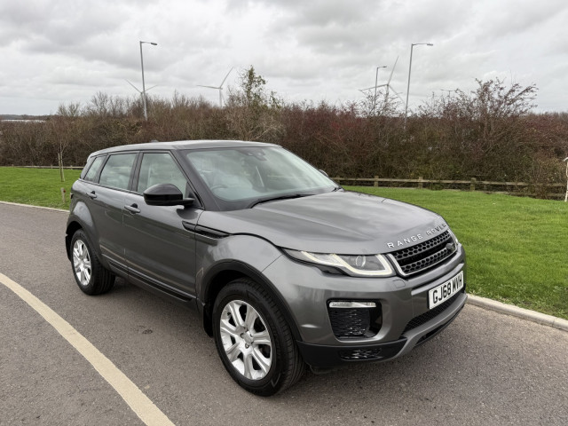 LAND ROVER RANGE ROVER EVOQUE 2.0 eD4 SE Tech