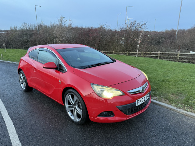 VAUXHALL ASTRA GTC 2.0 CDTi SRi