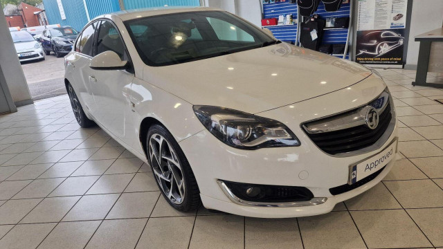 VAUXHALL INSIGNIA