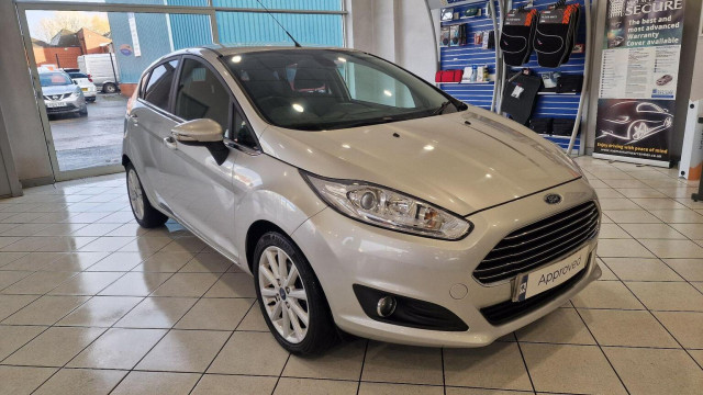 FORD FIESTA