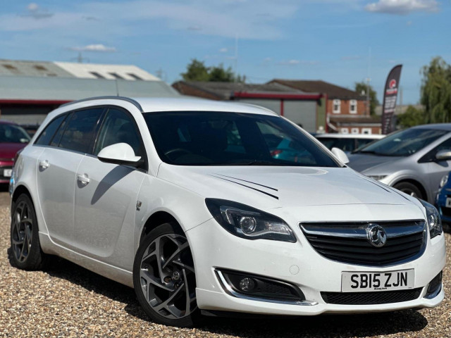 VAUXHALL INSIGNIA