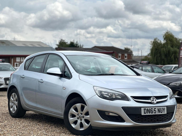 VAUXHALL ASTRA