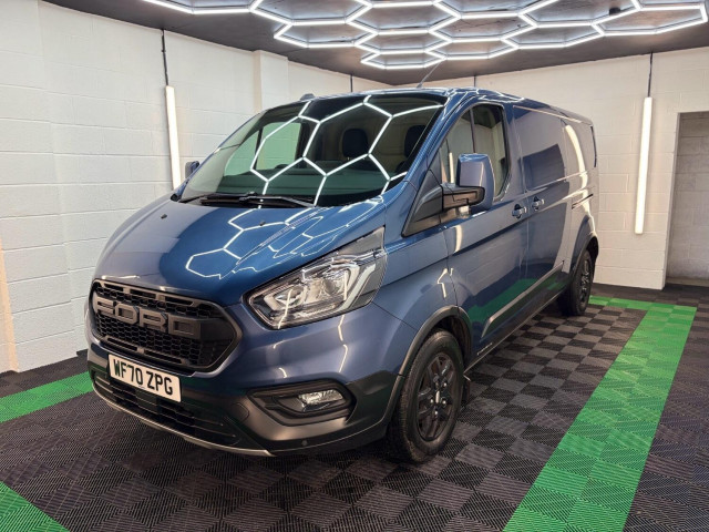 FORD TRANSIT CUSTOM 2.0 340 EcoBlue Trail