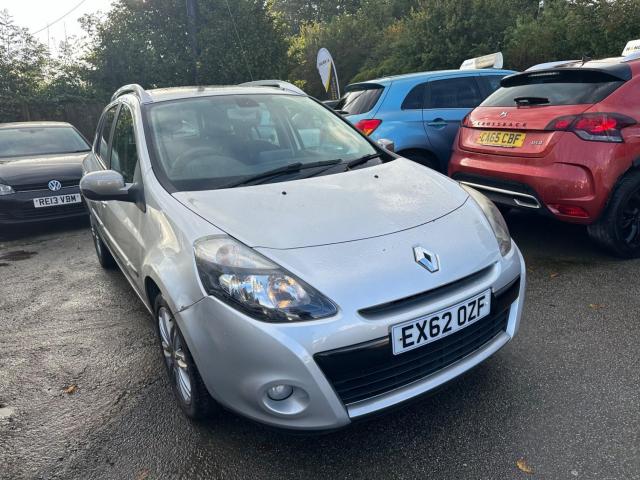 RENAULT CLIO 1.5 dCi Dynamique TomTom Sport Tourer Euro 5 5dr