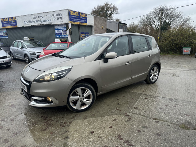 RENAULT SCENIC 1.5 dCi Dynamique TomTom