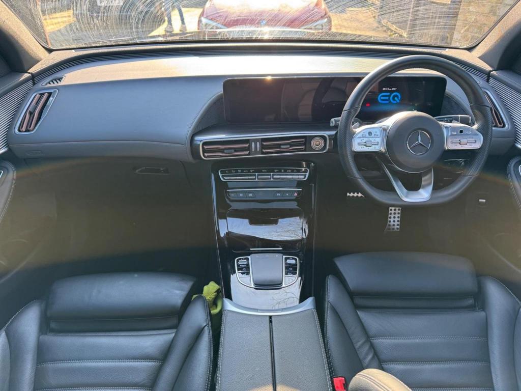 MERCEDES-BENZ EQC