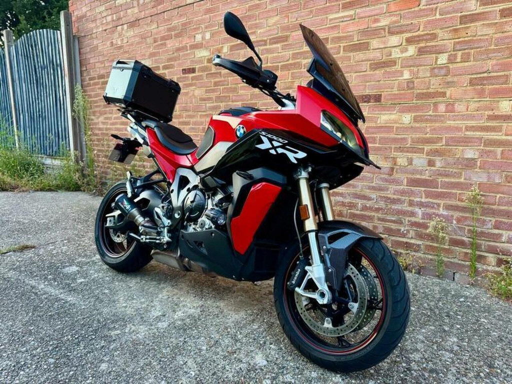 BMW S1000XR