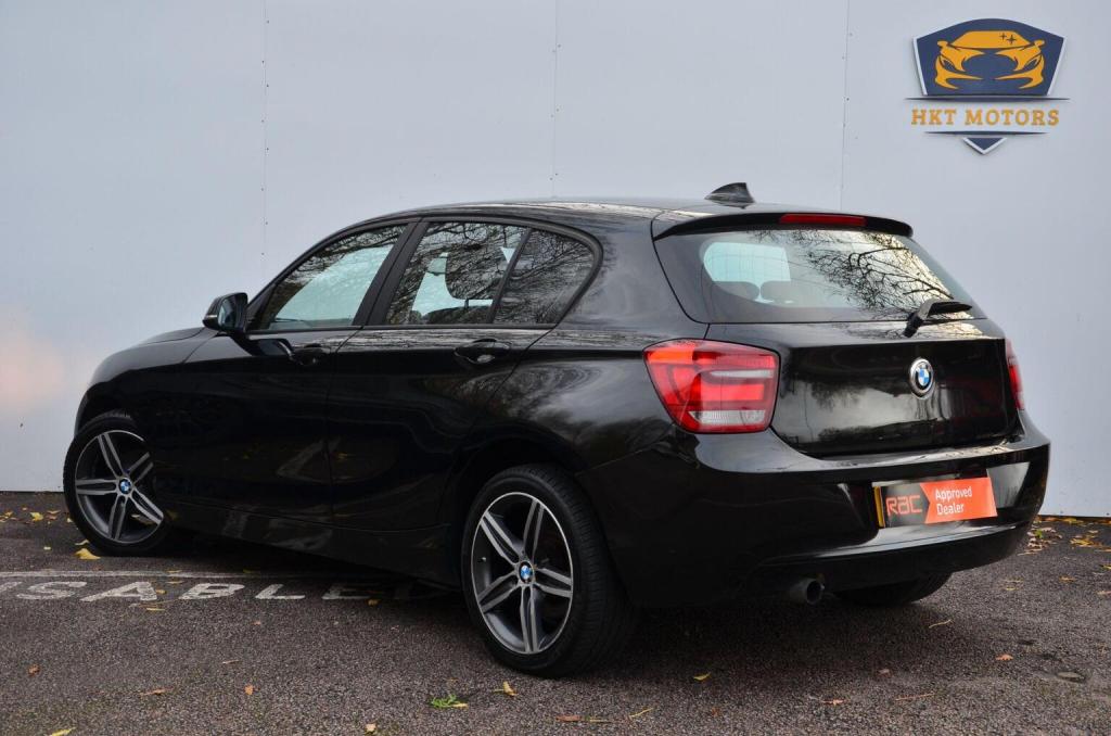 BMW 1 SERIES