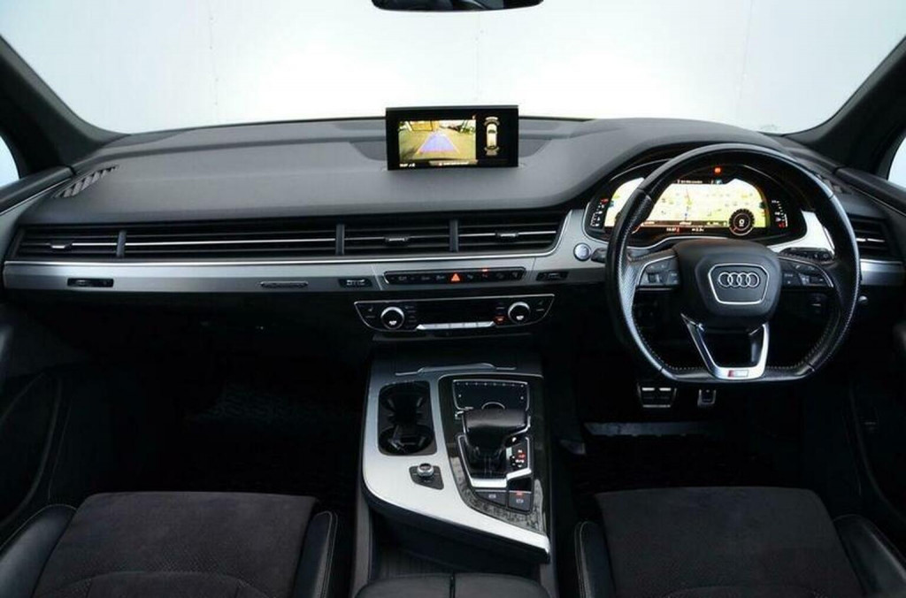 AUDI