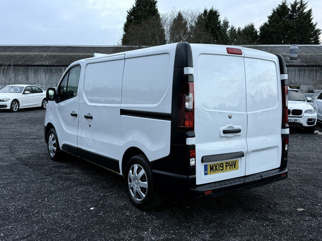 RENAULT TRAFIC