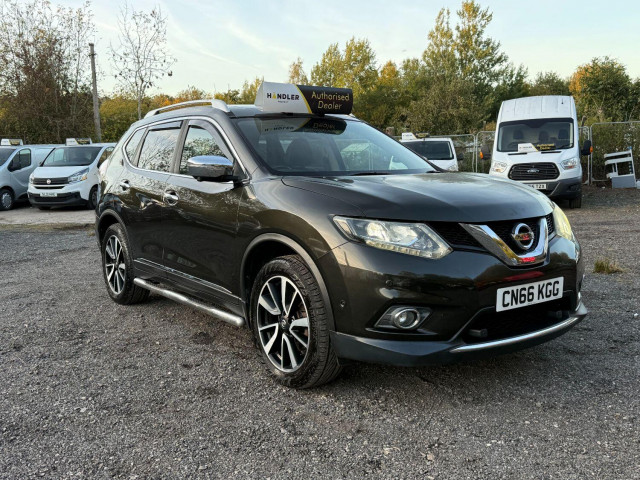 NISSAN X-TRAIL 1.6 dCi Tekna