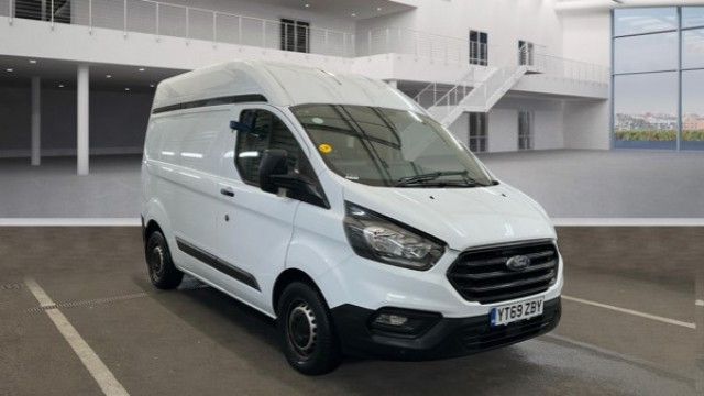 FORD TRANSIT CUSTOM 2.0 300 EcoBlue Leader