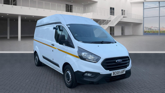 FORD TRANSIT CUSTOM 2.0 320 EcoBlue Leader