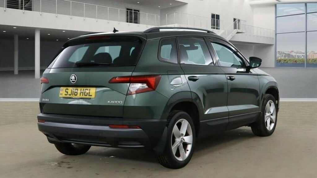 SKODA KAROQ