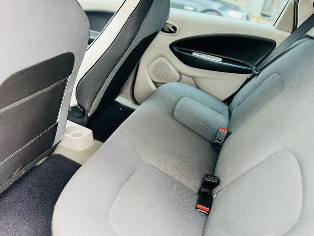 RENAULT ZOE