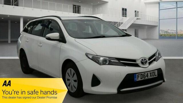 TOYOTA AURIS