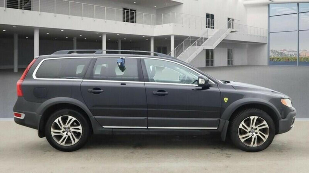 VOLVO XC70