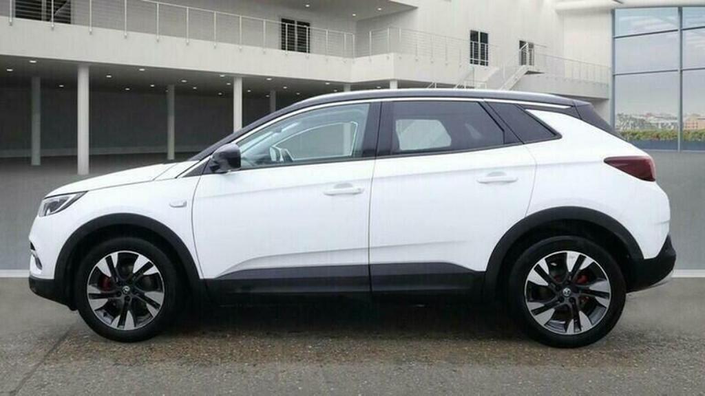 VAUXHALL GRANDLAND X