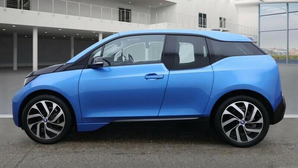 BMW I3