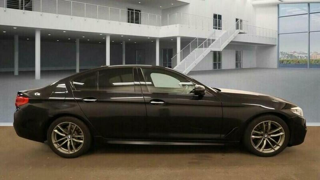 BMW 5 SERIES