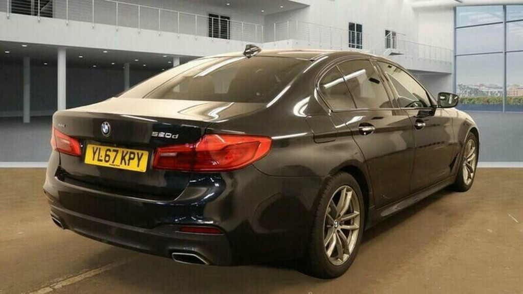 BMW 5 SERIES
