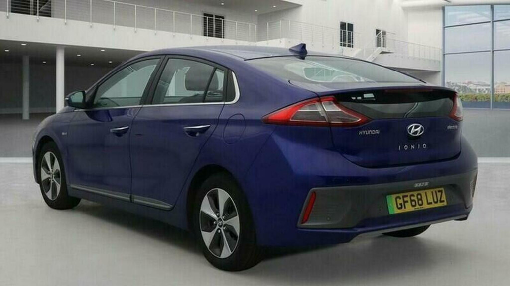 HYUNDAI IONIQ