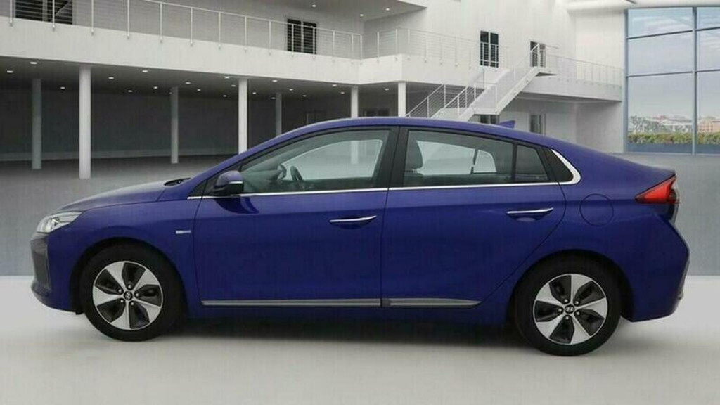 HYUNDAI IONIQ