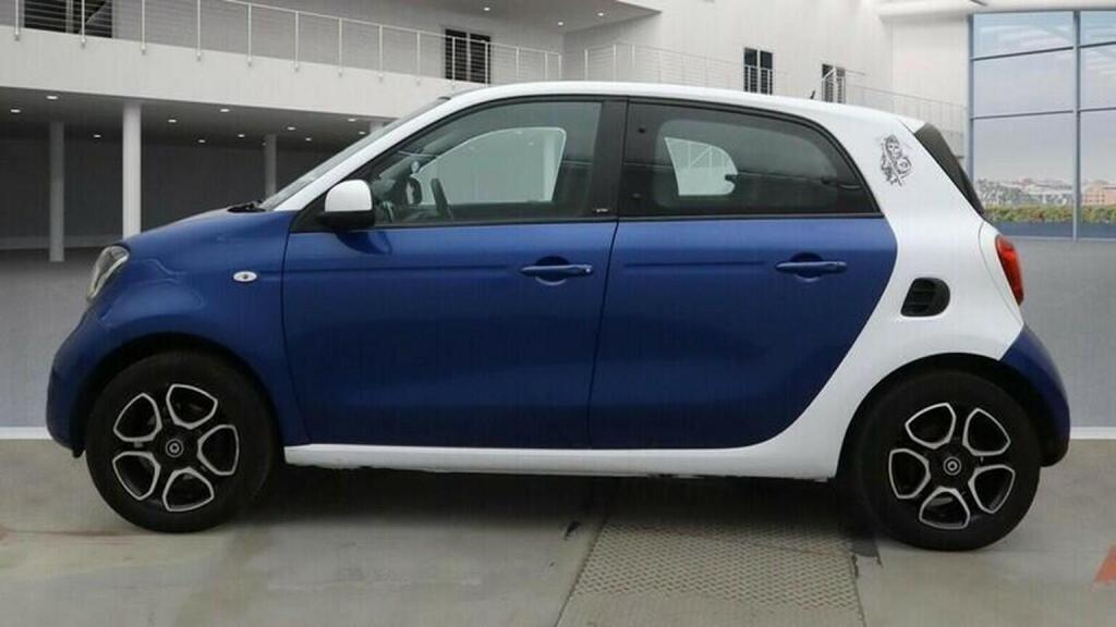 SMART FORFOUR