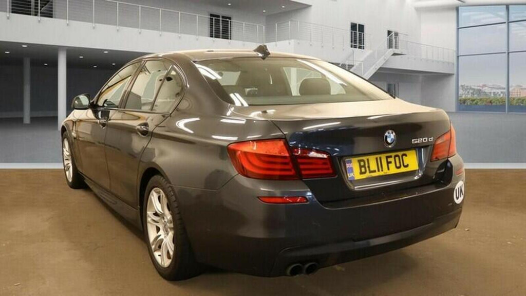BMW 5 SERIES