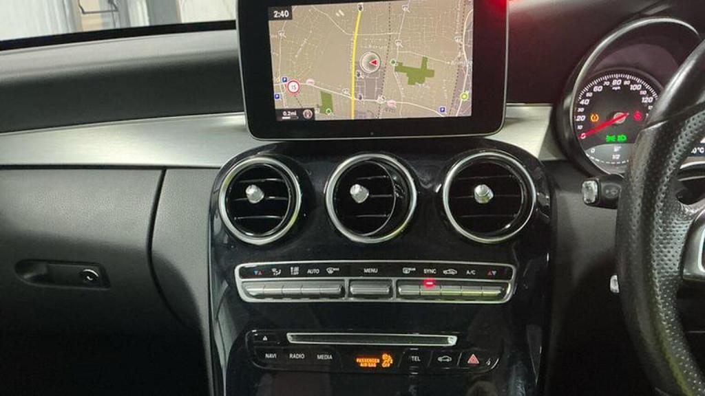 MERCEDES-BENZ C CLASS