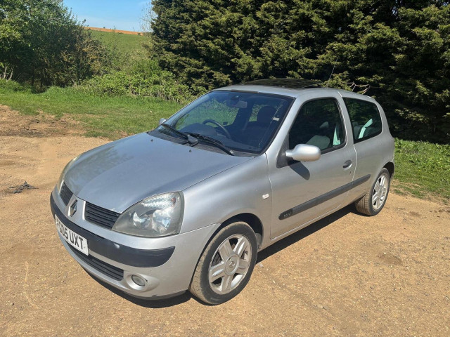 RENAULT CLIO 1.2 16v Dynamique