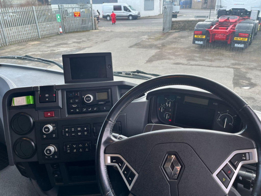 RENAULT PREMIUM
