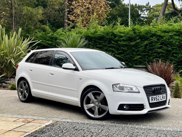 AUDI A3 2.0 TDI Black Edition Sportback Euro 5 (s/s) 5dr