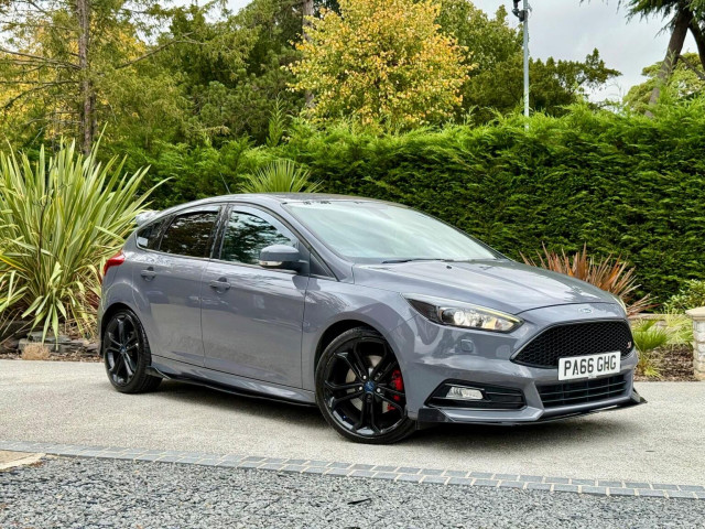 FORD FOCUS 2.0 TDCi ST-3 Euro 6 (s/s) 5dr
