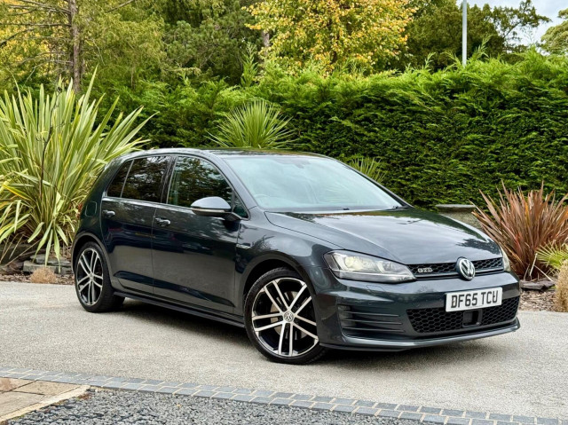 VOLKSWAGEN GOLF 2.0 TDI BlueMotion Tech GTD Euro 6 (s/s) 5dr
