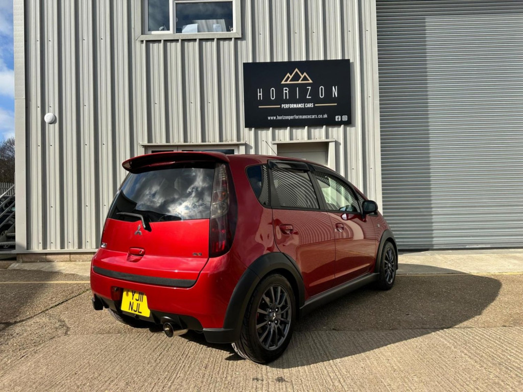 MITSUBISHI COLT