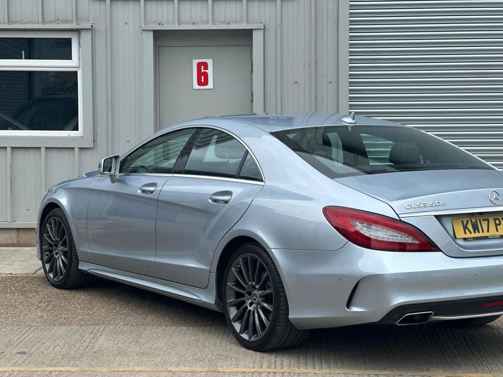 MERCEDES-BENZ CLS